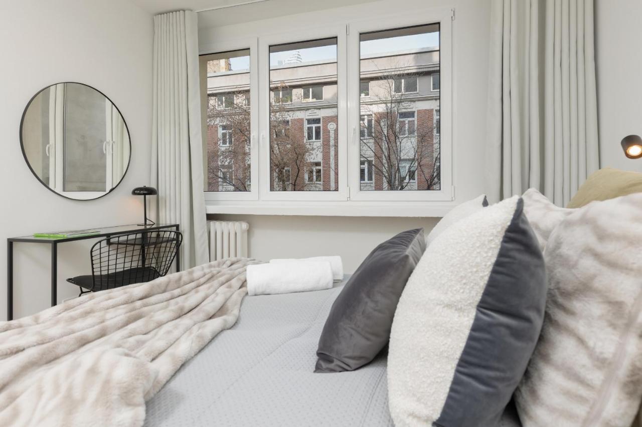 Cosy Dream City Center Apartment By Noclegi Renters Варшава Екстериор снимка